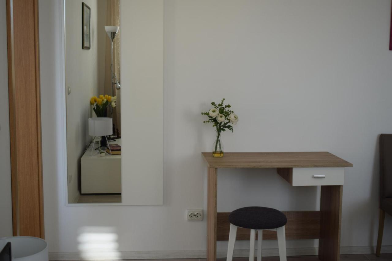 Optimist Makarska Town Center Apartment ภายนอก รูปภาพ