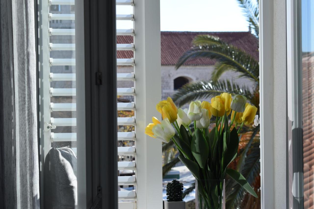 Optimist Makarska Town Center Apartment ภายนอก รูปภาพ