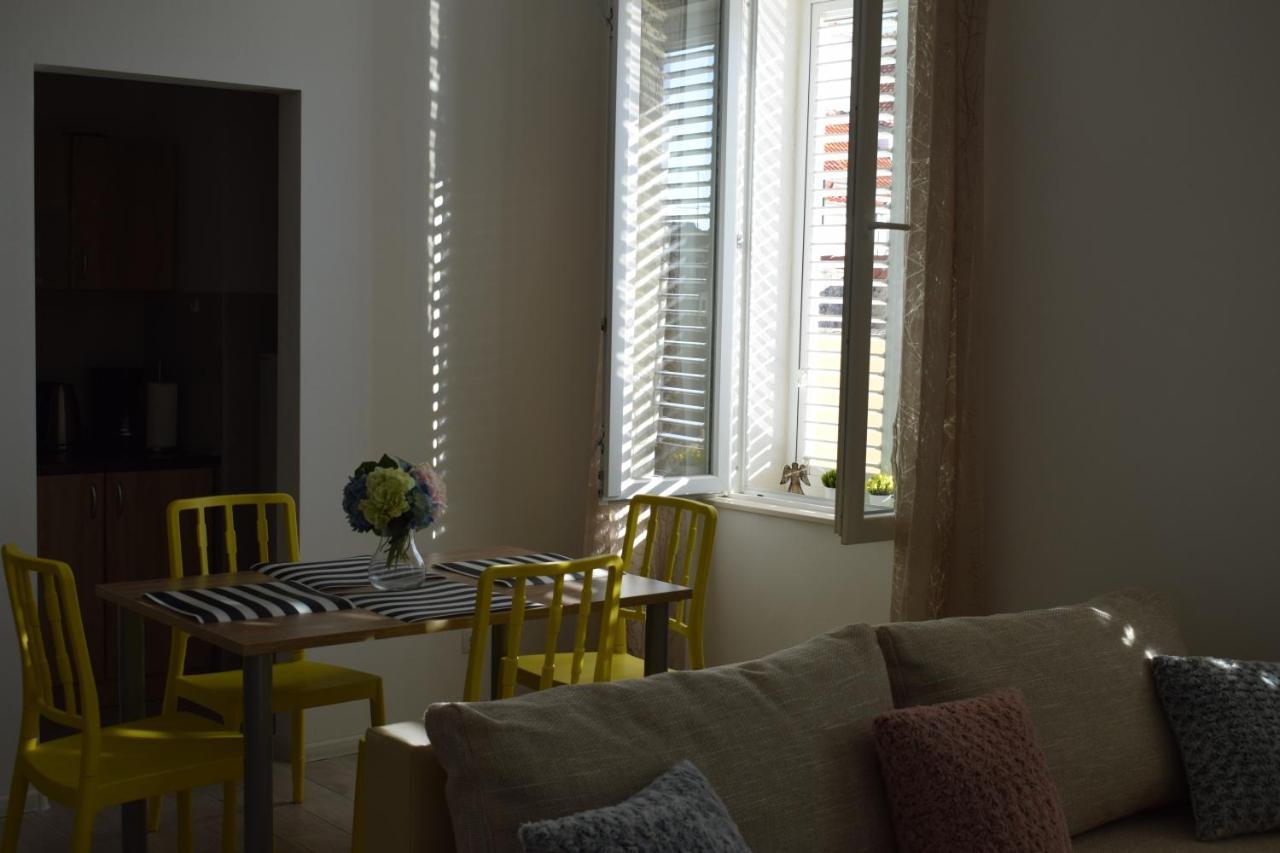 Optimist Makarska Town Center Apartment ภายนอก รูปภาพ
