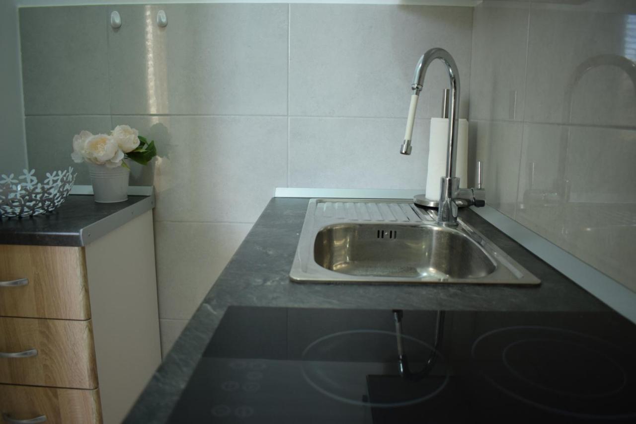 Optimist Makarska Town Center Apartment ภายนอก รูปภาพ