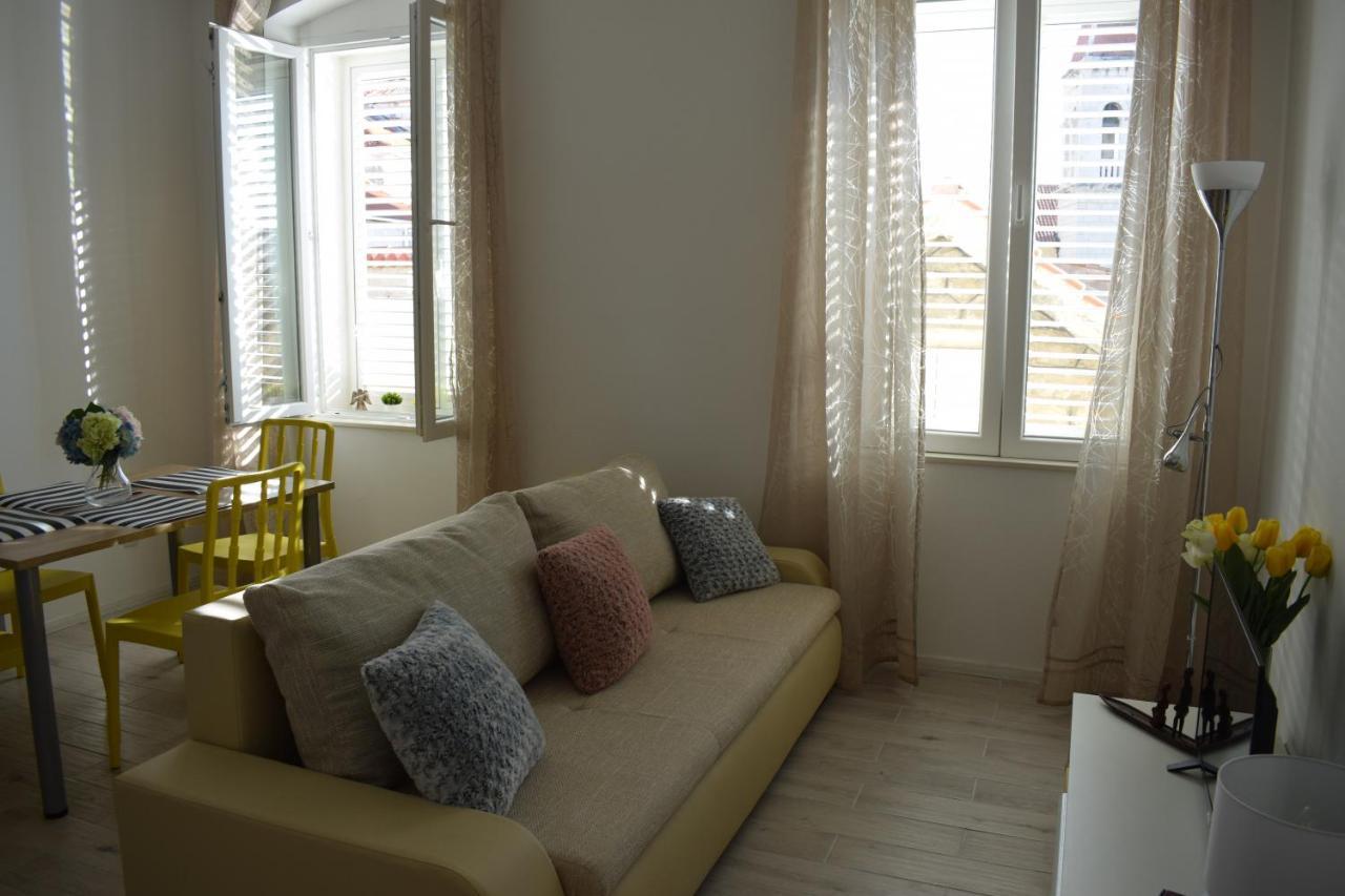 Optimist Makarska Town Center Apartment ภายนอก รูปภาพ