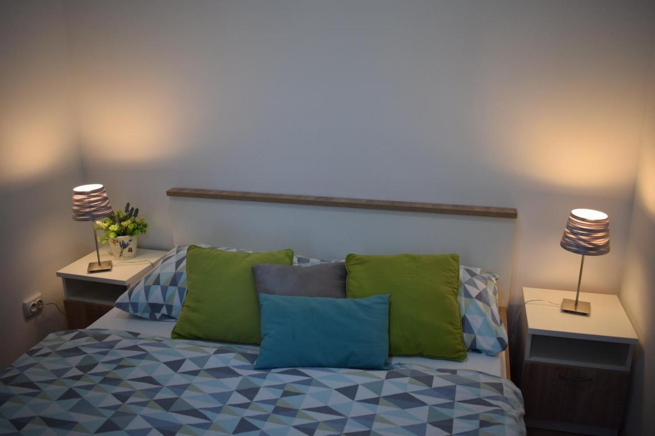 Optimist Makarska Town Center Apartment ภายนอก รูปภาพ