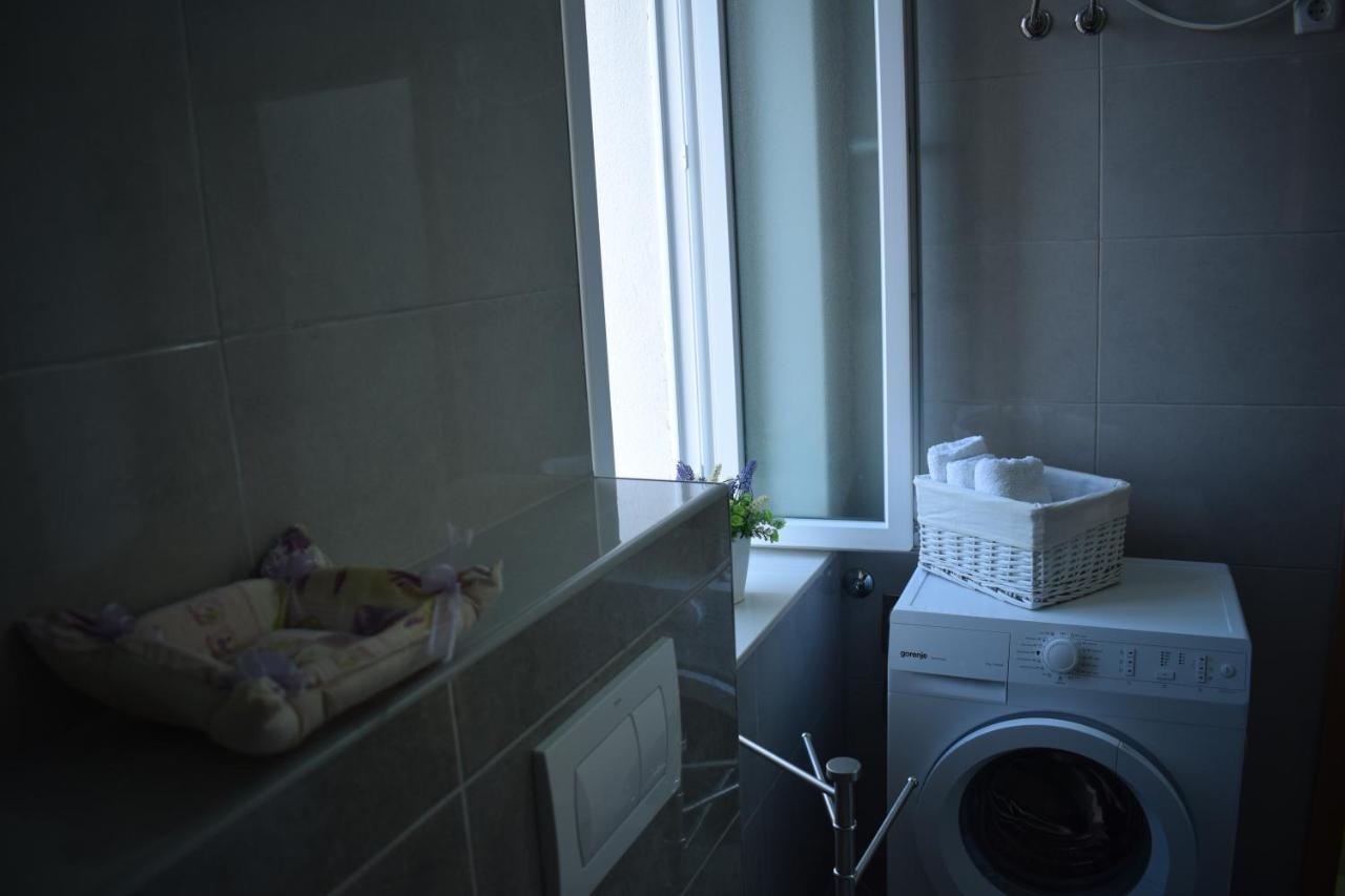 Optimist Makarska Town Center Apartment ภายนอก รูปภาพ