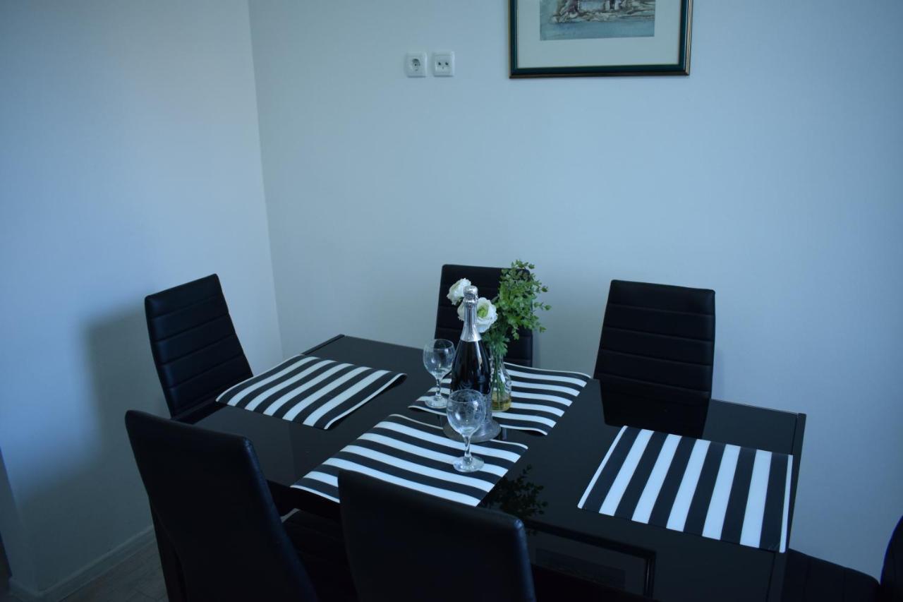 Optimist Makarska Town Center Apartment ภายนอก รูปภาพ