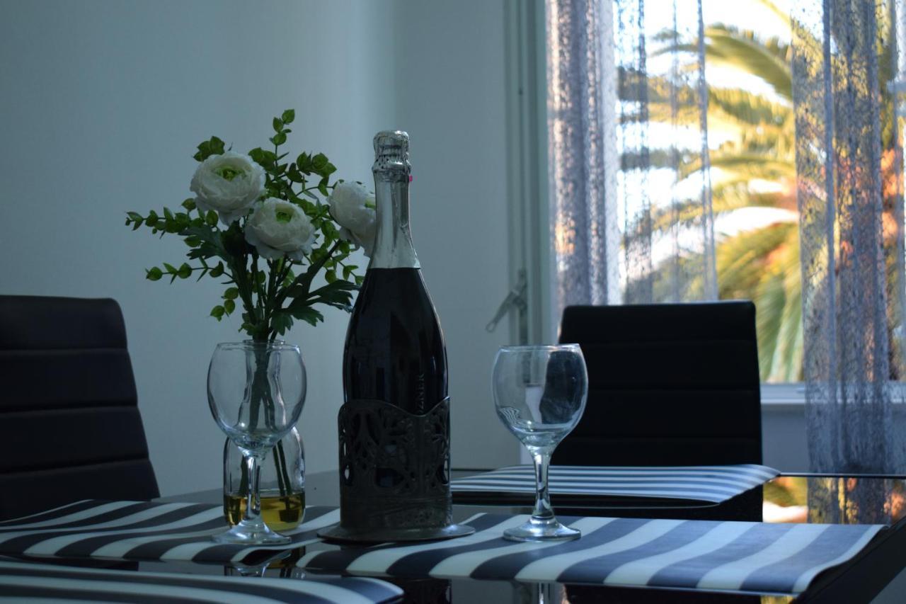 Optimist Makarska Town Center Apartment ภายนอก รูปภาพ